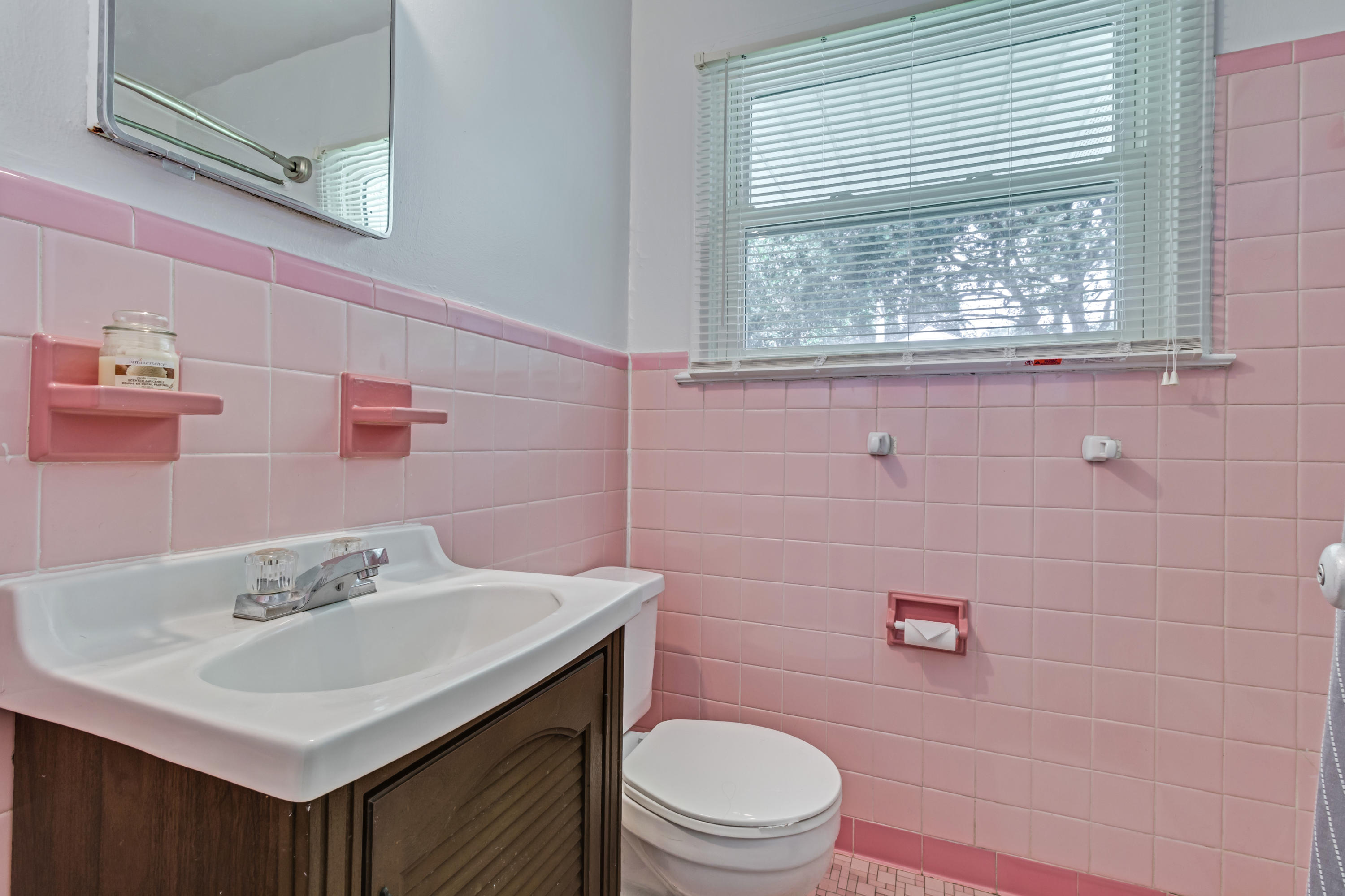 1218 Hawthorne Road Hanahan, SC 29410 - Photo 19 of 23 11