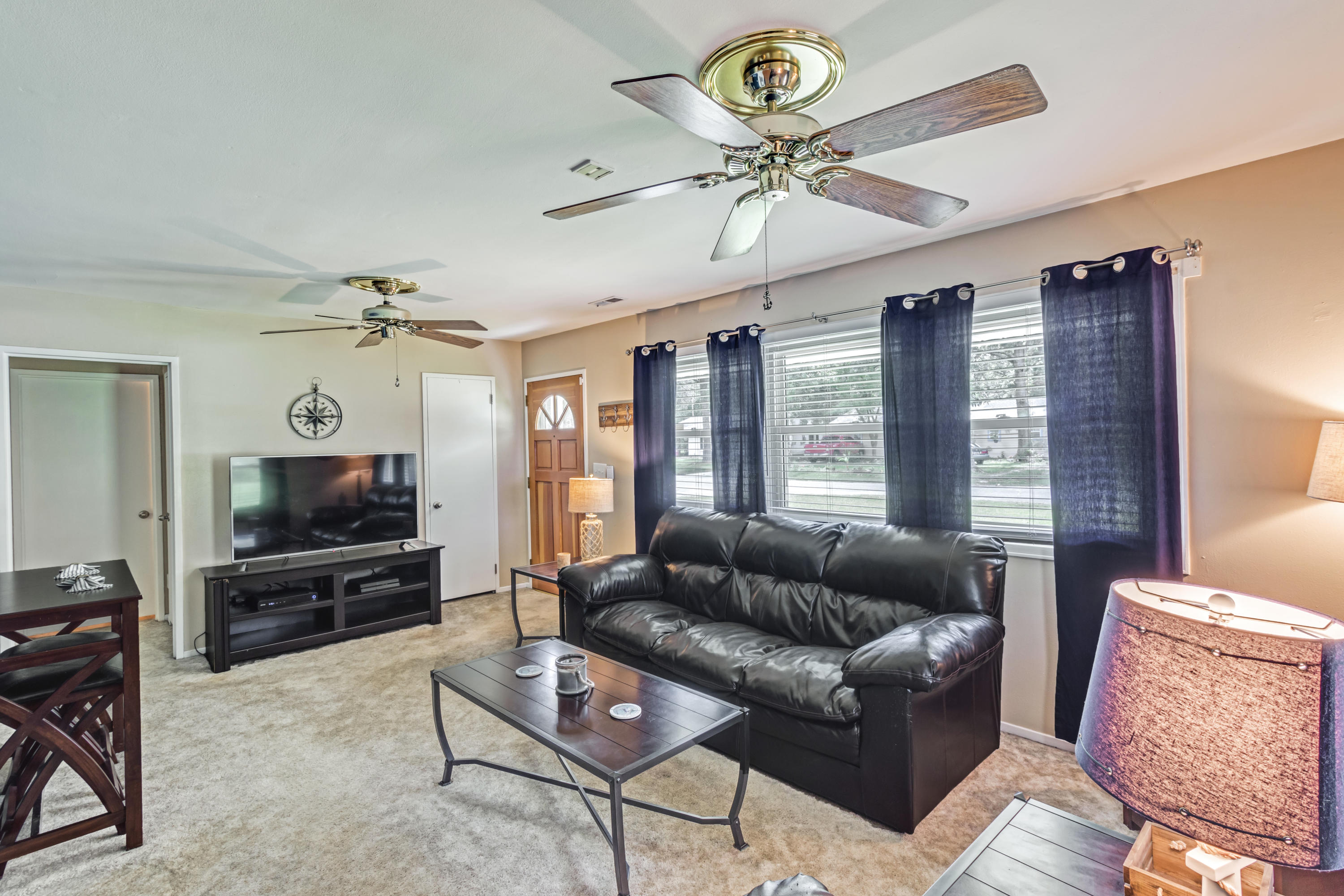 1218 Hawthorne Road Hanahan, SC 29410 - Photo 5 of 23 21