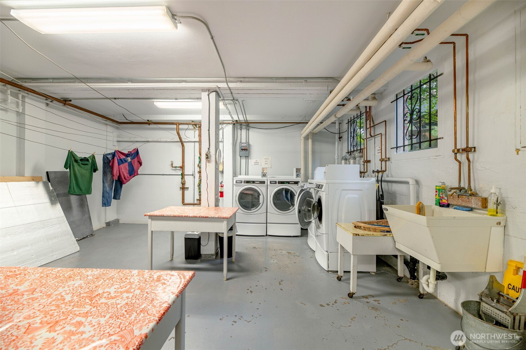 1427 3rd Avenue West, Unit 8 Seattle, WA 98119 - Photo 22 of 35