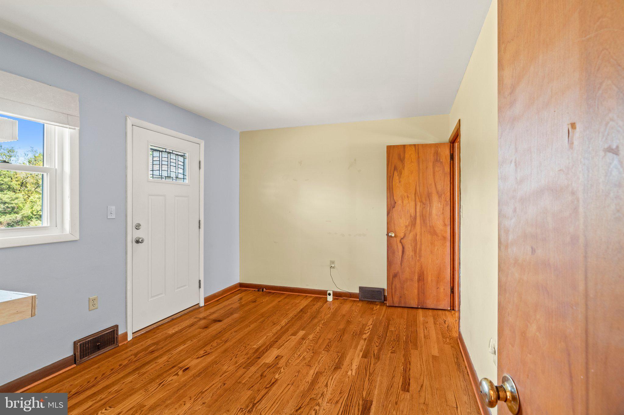 281 Pennington - Harbourton Road Pennington, NJ 08534 - Photo 21 of 35 an empty room with wooden floor and windows