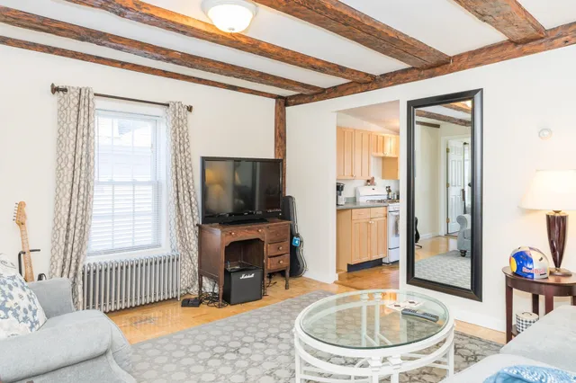 $2,200 | 151 High Street, Unit 3, Portsmouth, NH 03801