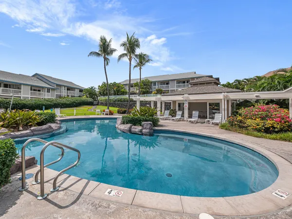 $459,500 | 75-6081 Alii Drive, Unit W204, Kailua-Kona, HI 96740