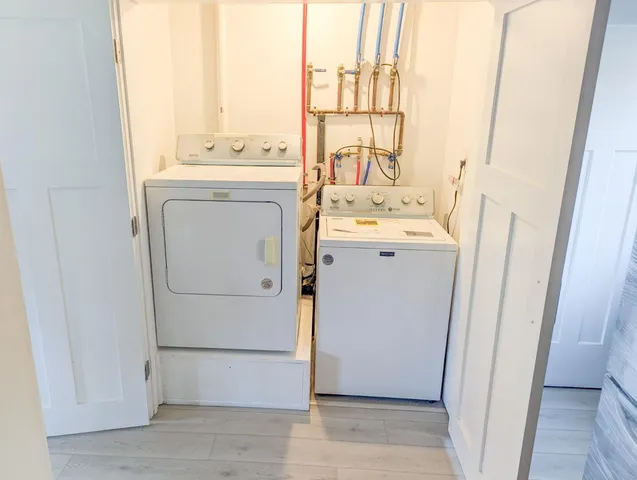 $279,000 | 1009 North Ferry Street, Ludington, MI 49431