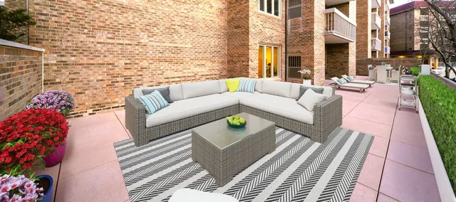 $425,000 | 1220 Rudolph Drive, Unit 1B, Northbrook, IL 60062