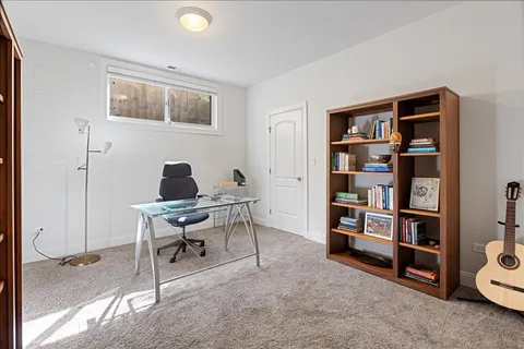 $1,800,000 | 2131 West Melrose Street, Chicago, IL 60618