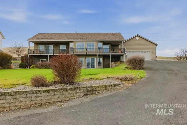 $629,500 | 3824 Pleasant View Drive, Clarkston, WA 99403