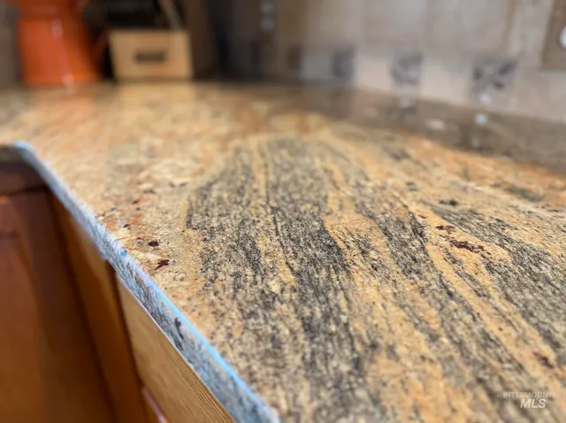 $629,500 | 3824 Pleasant View Drive, Clarkston, WA 99403