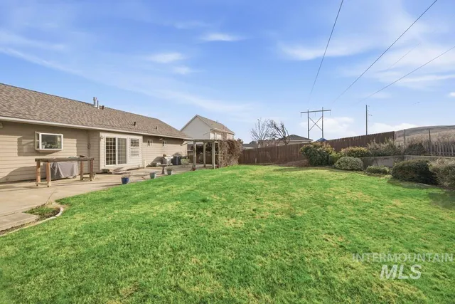 $647,500 | 3824 Pleasant View Drive, Clarkston, WA 99403