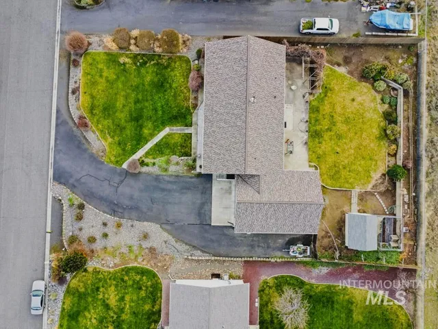 $647,500 | 3824 Pleasant View Drive, Clarkston, WA 99403