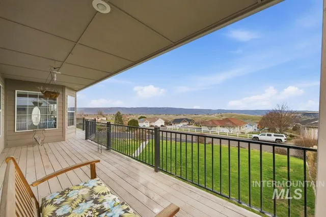 $647,500 | 3824 Pleasant View Drive, Clarkston, WA 99403