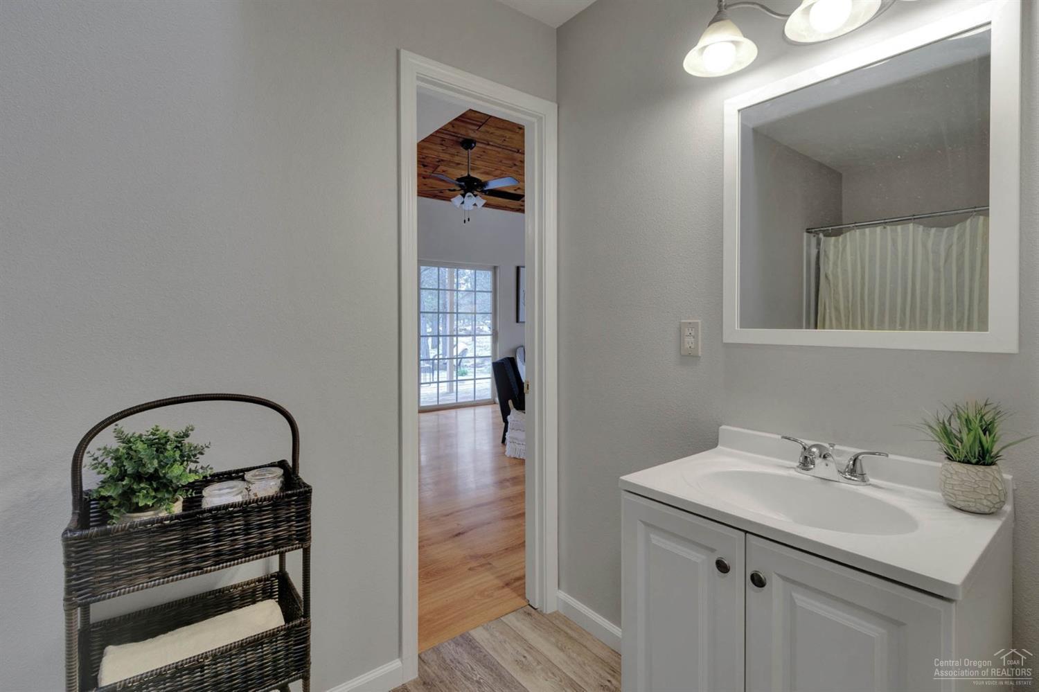 17340 Mountain View Road Sisters, OR 97759 - Photo 10 of 25 Additional Photo