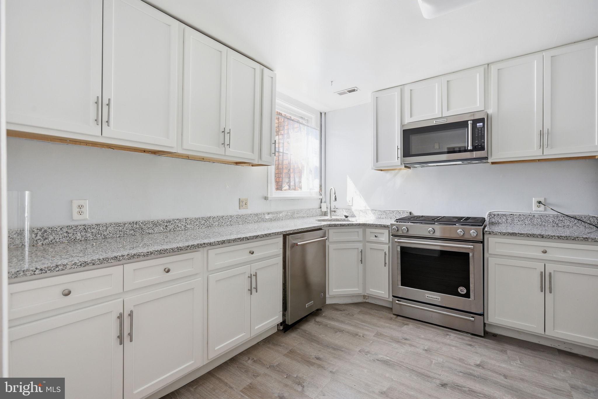 1810 13th Street Northwest Washington, DC 20009 - Photo 4 of 29
