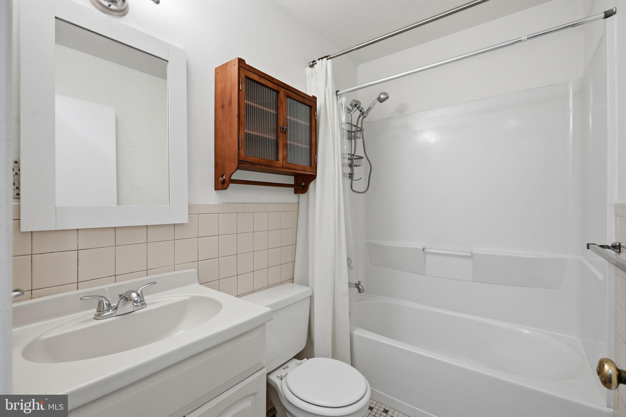 1810 13th Street Northwest Washington, DC 20009 - Photo 10 of 29