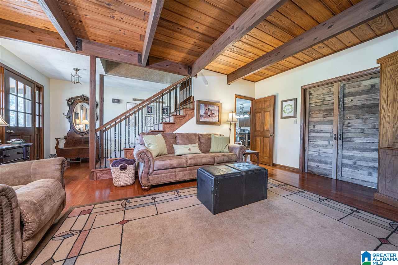 85 Laurel Road Calera, AL 35040 - Photo 5 of 43