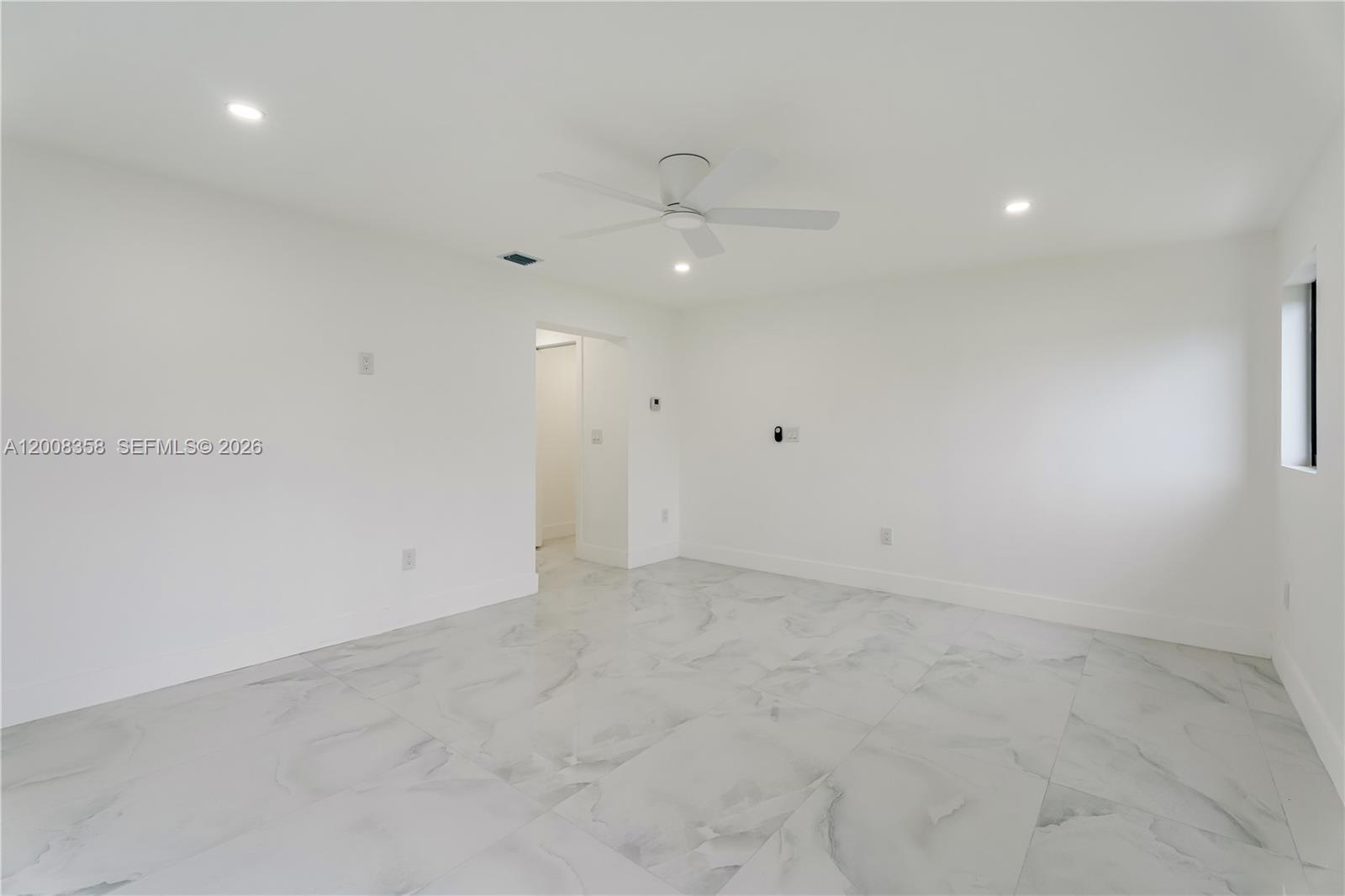 851 West 35th Street Hialeah, FL 33012 - Photo 24 of 31