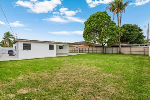 $760,000 | 851 West 35th Street, Hialeah, FL 33012