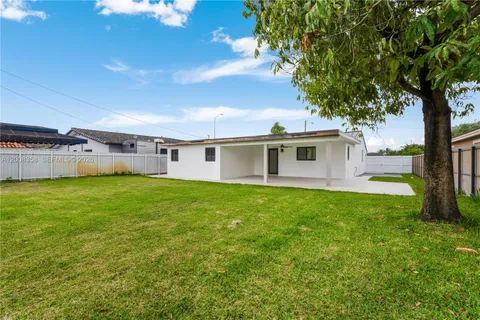 $760,000 | 851 West 35th Street, Hialeah, FL 33012