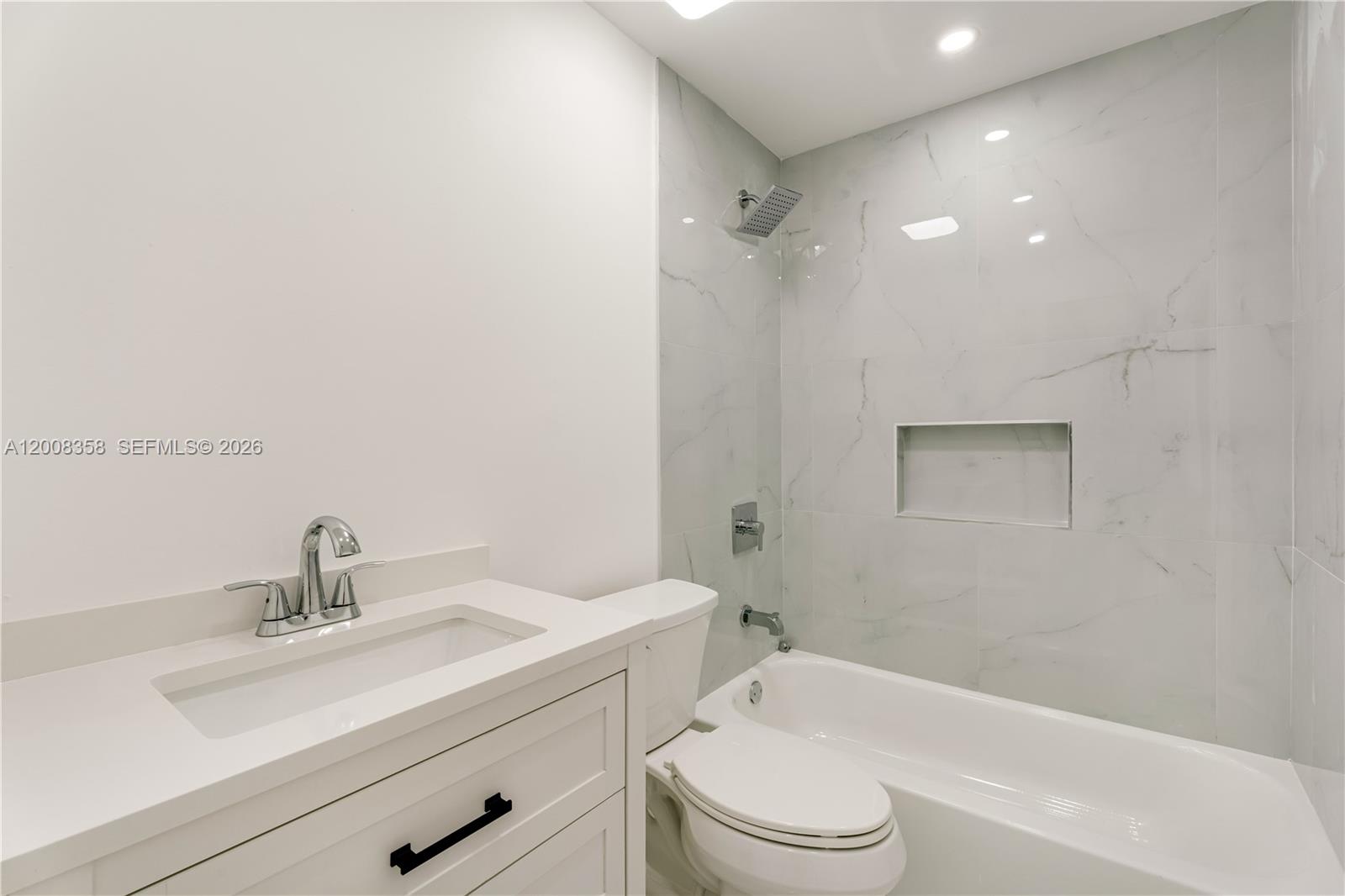 851 West 35th Street Hialeah, FL 33012 - Photo 10 of 31