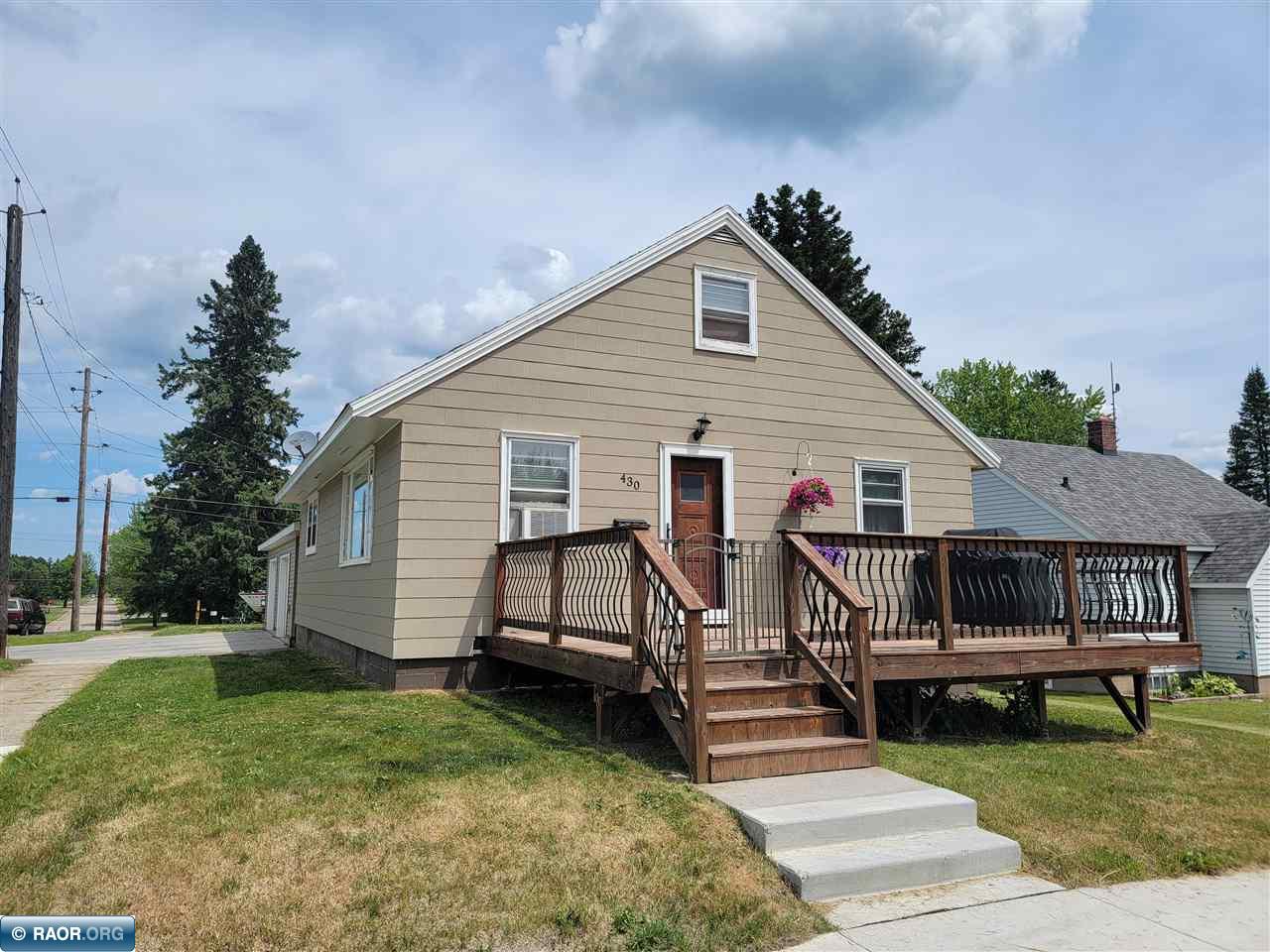 430 8th Street Northwest Chisholm, MN 55719 - Photo 2 of 23