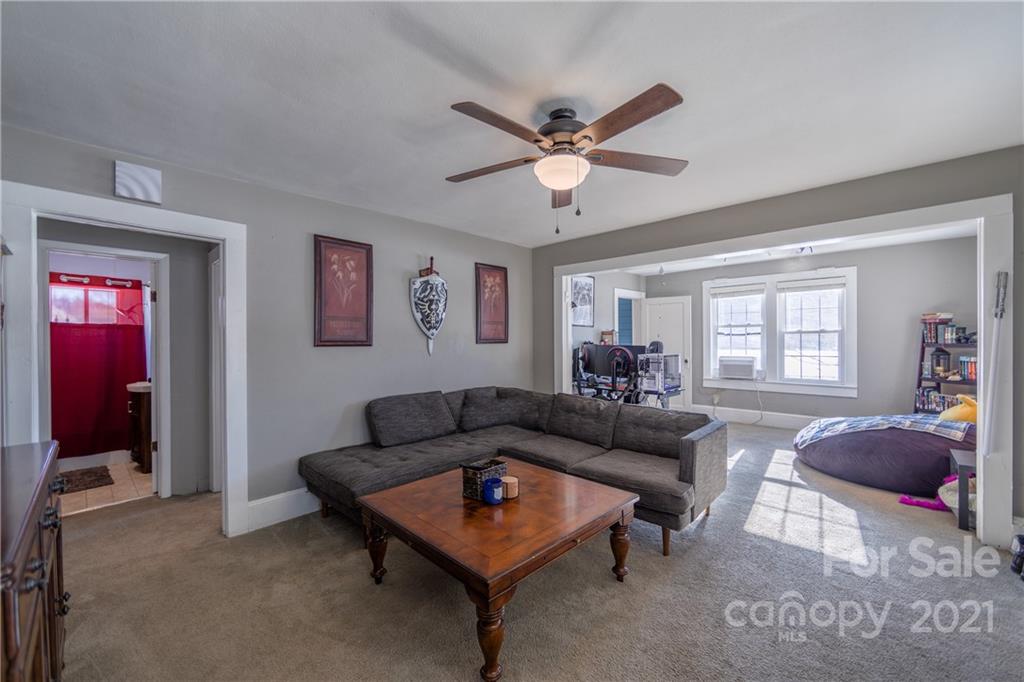3552 Wilson Road Brevard, NC 28712 - Photo 12 of 22 Gallery Image 12