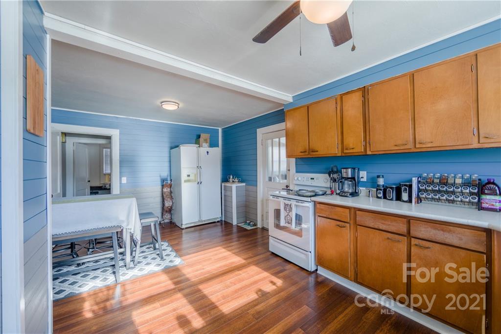3552 Wilson Road Brevard, NC 28712 - Photo 15 of 22 Gallery Image 15