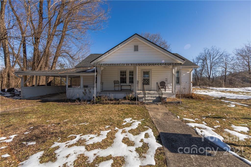 3552 Wilson Road Brevard, NC 28712 - Photo 3 of 22 Gallery Image 3
