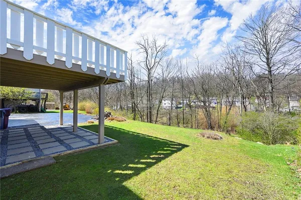 $362,900 | 223 Ligonier Lane, New Kensington, PA 15068