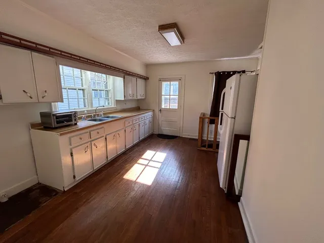 $234,900 | 26 Hillcrest Drive, McCaysville, GA 30555