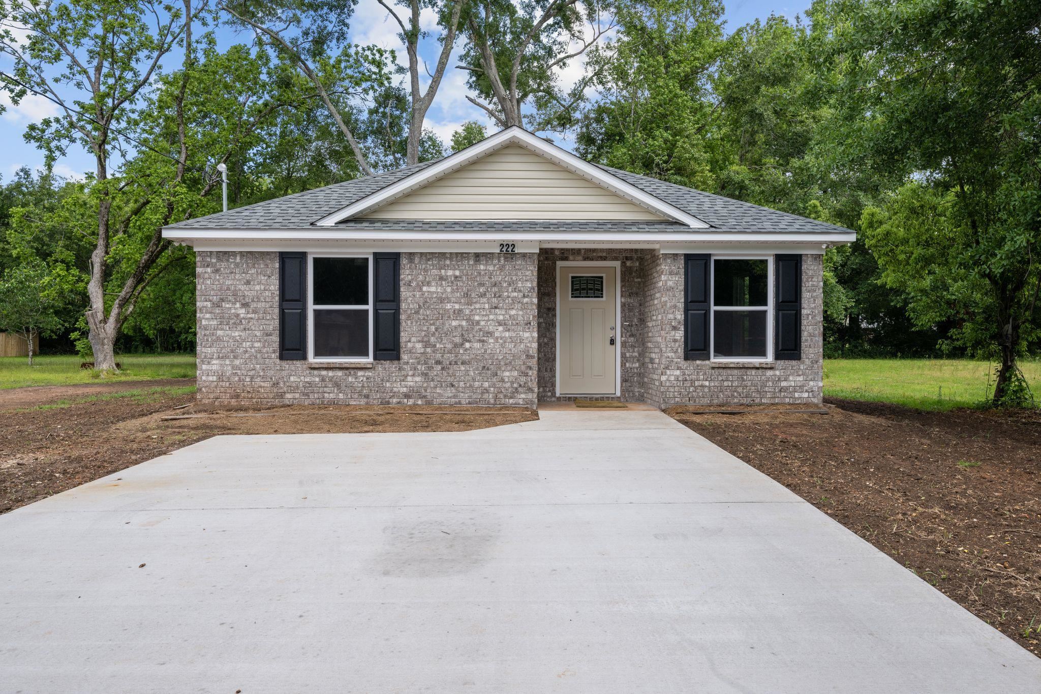 222 West 16th Street Bay Minette, AL 36507 - Photo 3 of 21