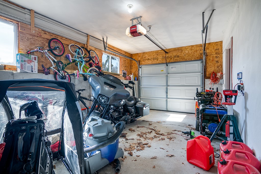 35 Walker Lane Coventry, RI 02816 - Photo 22 of 28