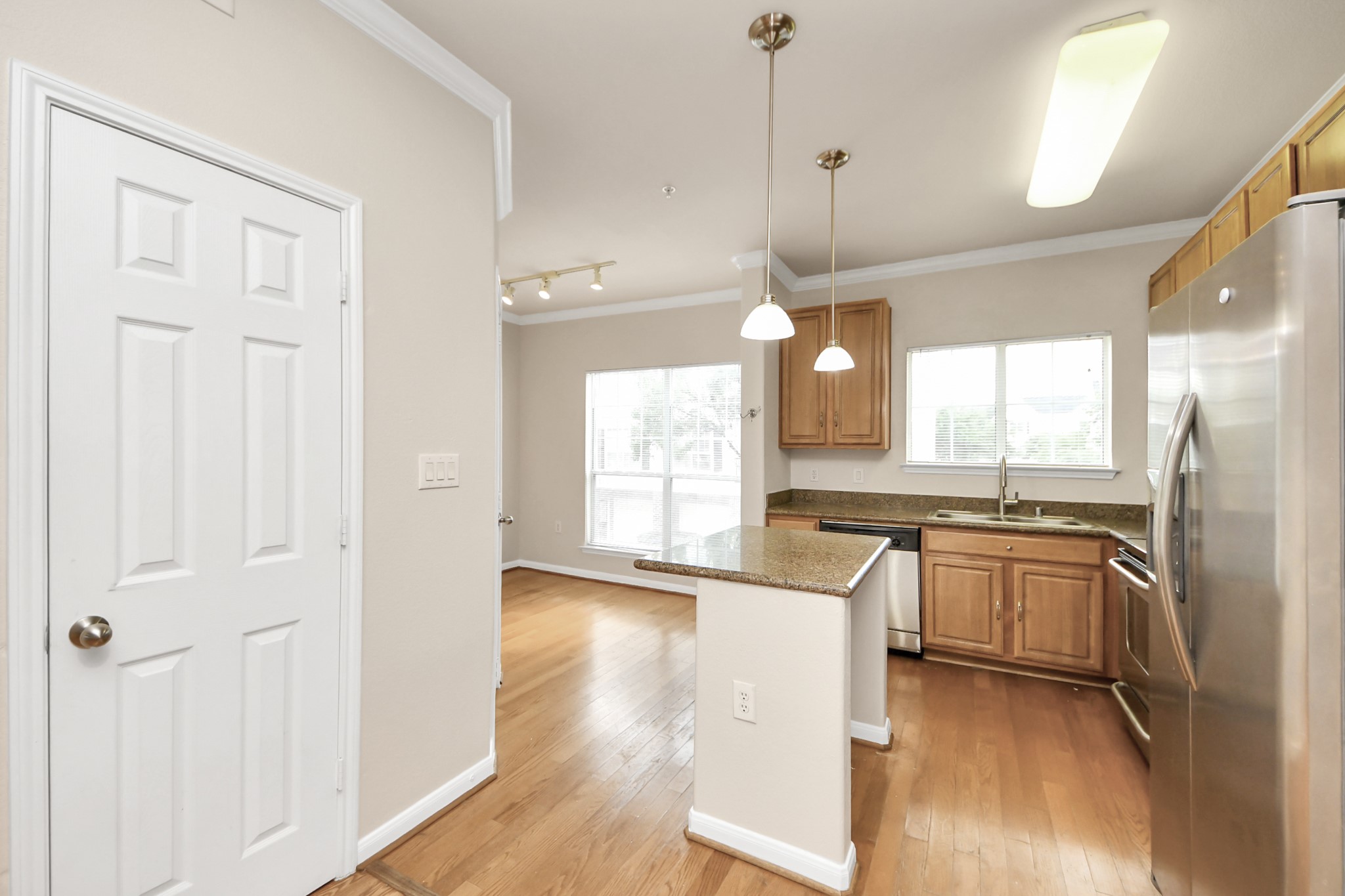 9200 Westheimer Road, Unit 902 Houston, TX 77063 - Photo 16 of 43