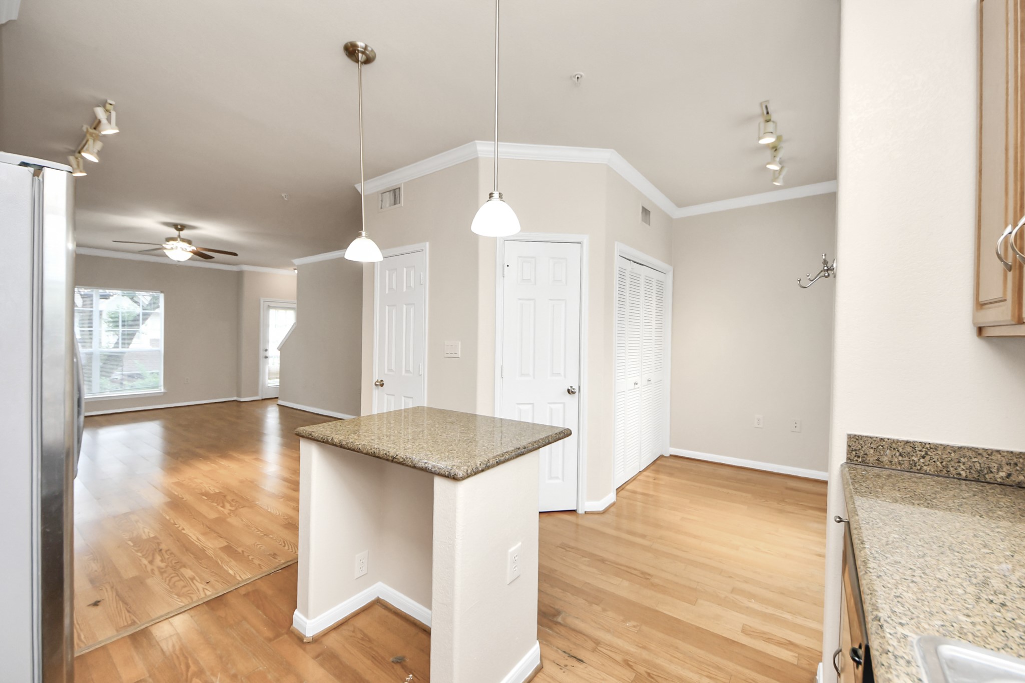 9200 Westheimer Road, Unit 902 Houston, TX 77063 - Photo 20 of 43