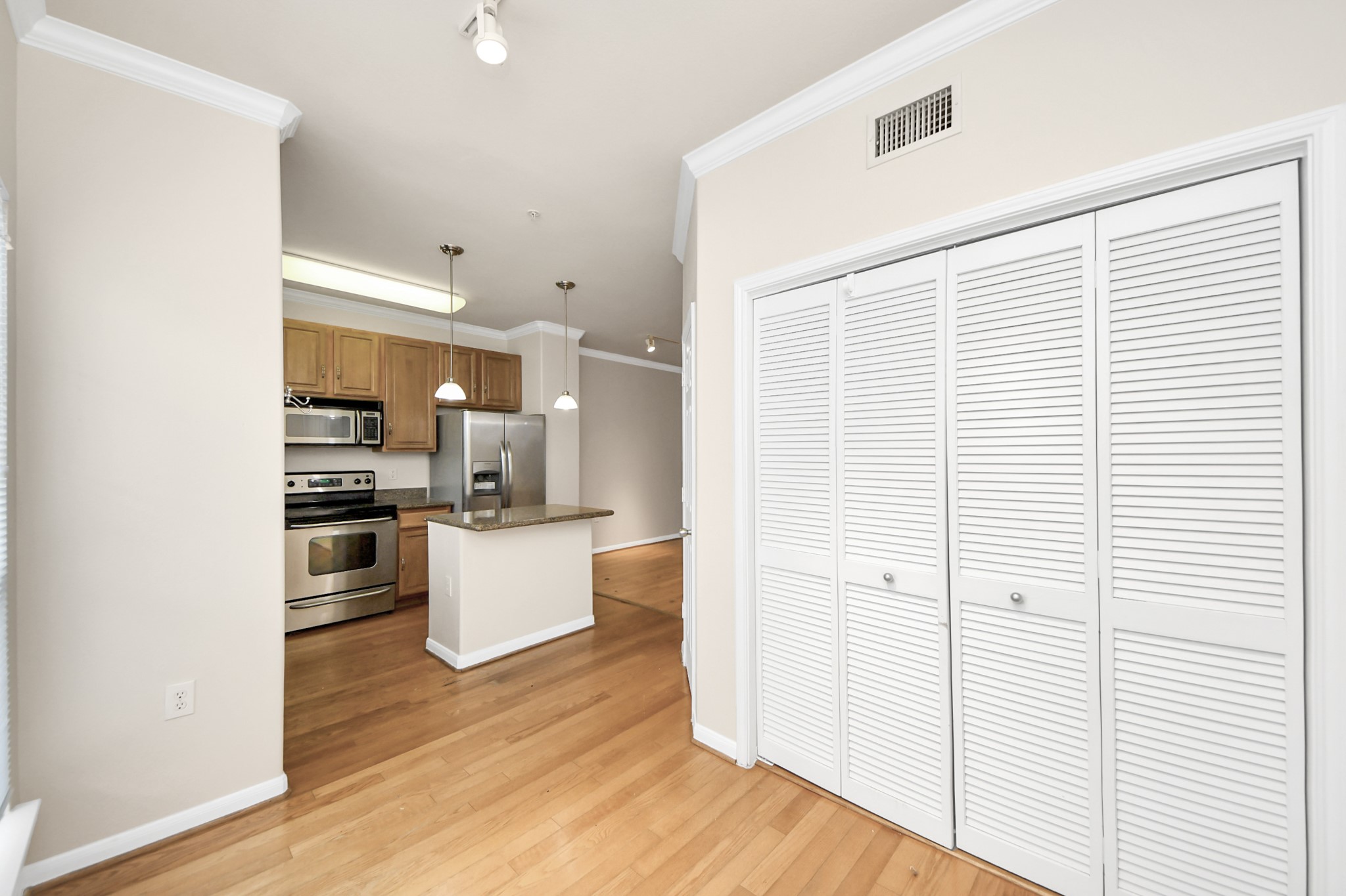 9200 Westheimer Road, Unit 902 Houston, TX 77063 - Photo 24 of 43