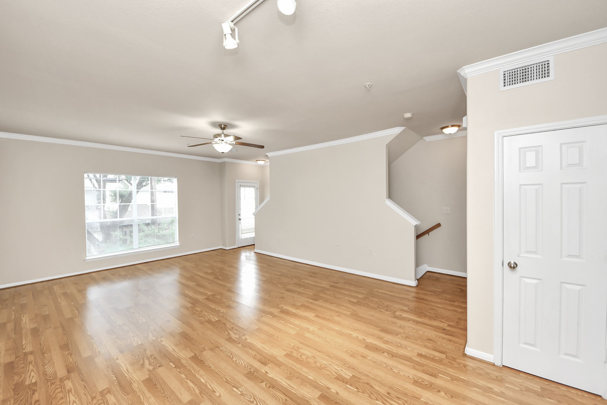 9200 Westheimer Road, Unit 902 Houston, TX 77063 - Photo 10 of 43