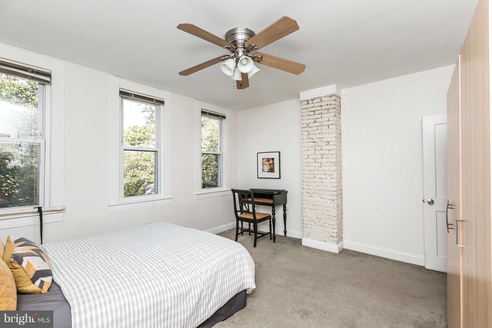 2921 Keswick Road Baltimore, MD 21211 - Photo 13 of 30 Roomy and Bright w/ Ensuite Bath