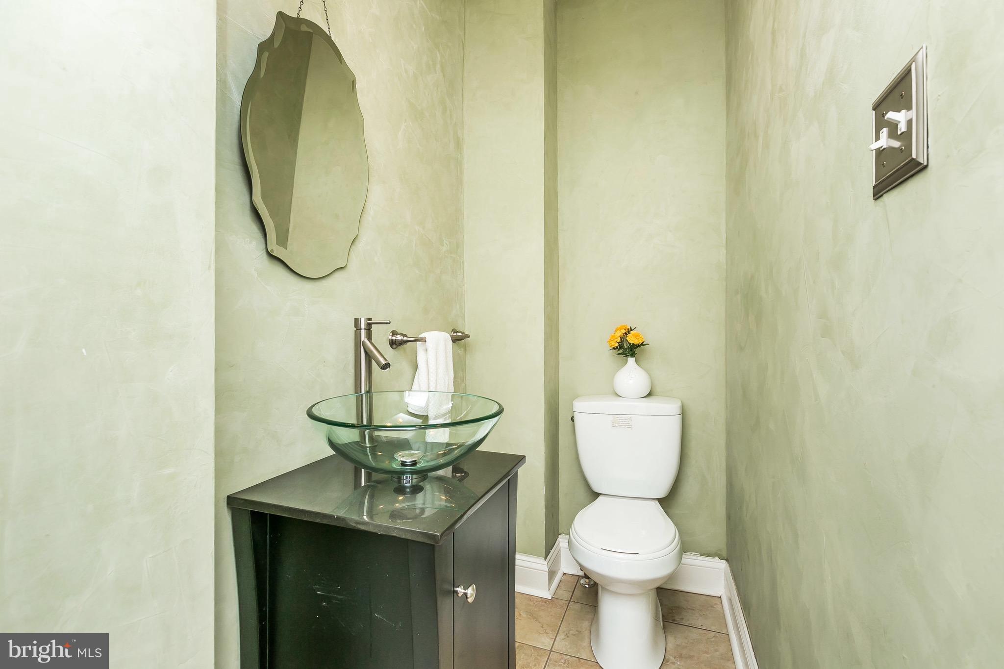 2921 Keswick Road Baltimore, MD 21211 - Photo 9 of 30 Powder Room with Vessel Sink