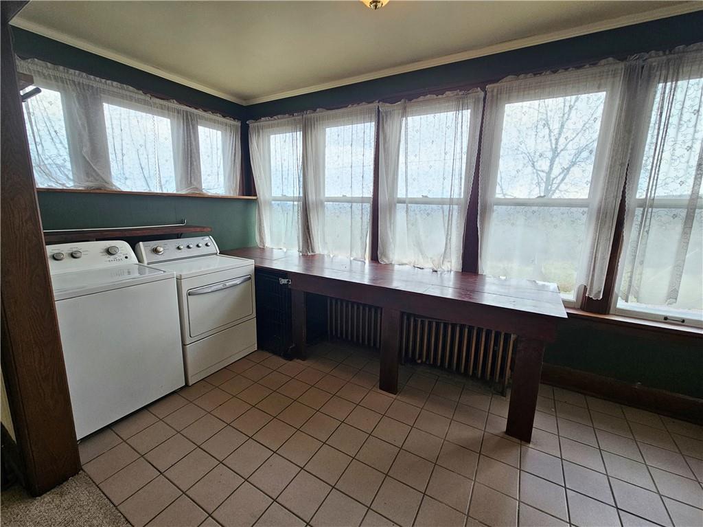 175 Blackfield Road Garrett, PA 15542 - Photo 12 of 37 a utility room with dryer and washer