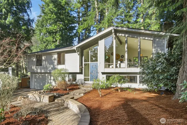 $1,250,000 | 10027 169th Avenue Northeast, Redmond, WA 98052