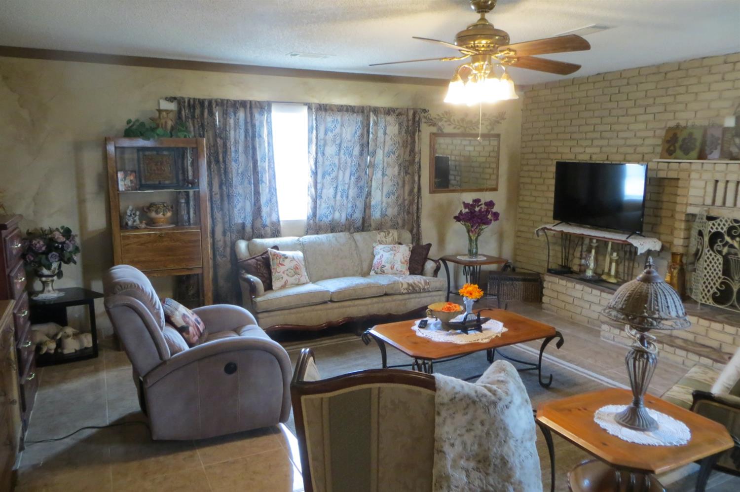 41365 David Road Orosi, CA 93647 - Photo 29 of 35 Gallery Image 29