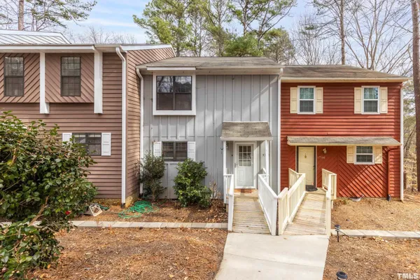 $1,675 | 5702-3 3 Oaks Drive, Raleigh, NC 27612