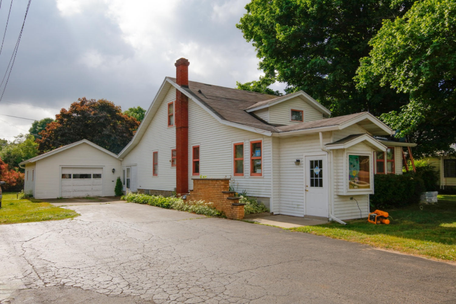 57501 Main St-101