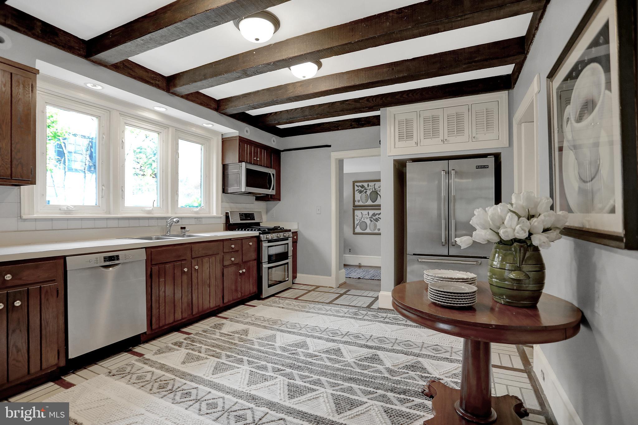 308 Tunbridge Road Baltimore, MD 21212 - Photo 17 of 54