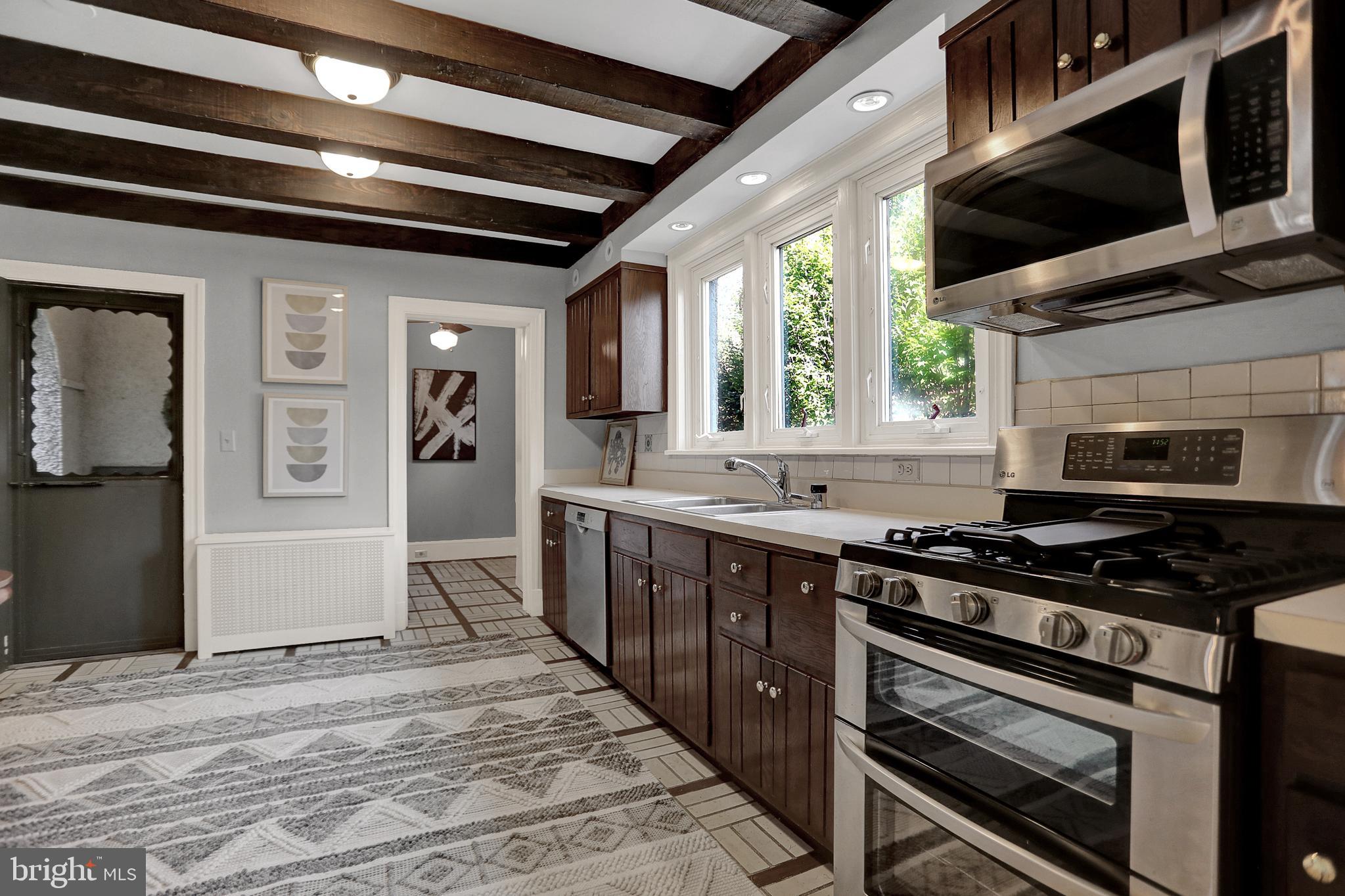 308 Tunbridge Road Baltimore, MD 21212 - Photo 18 of 54