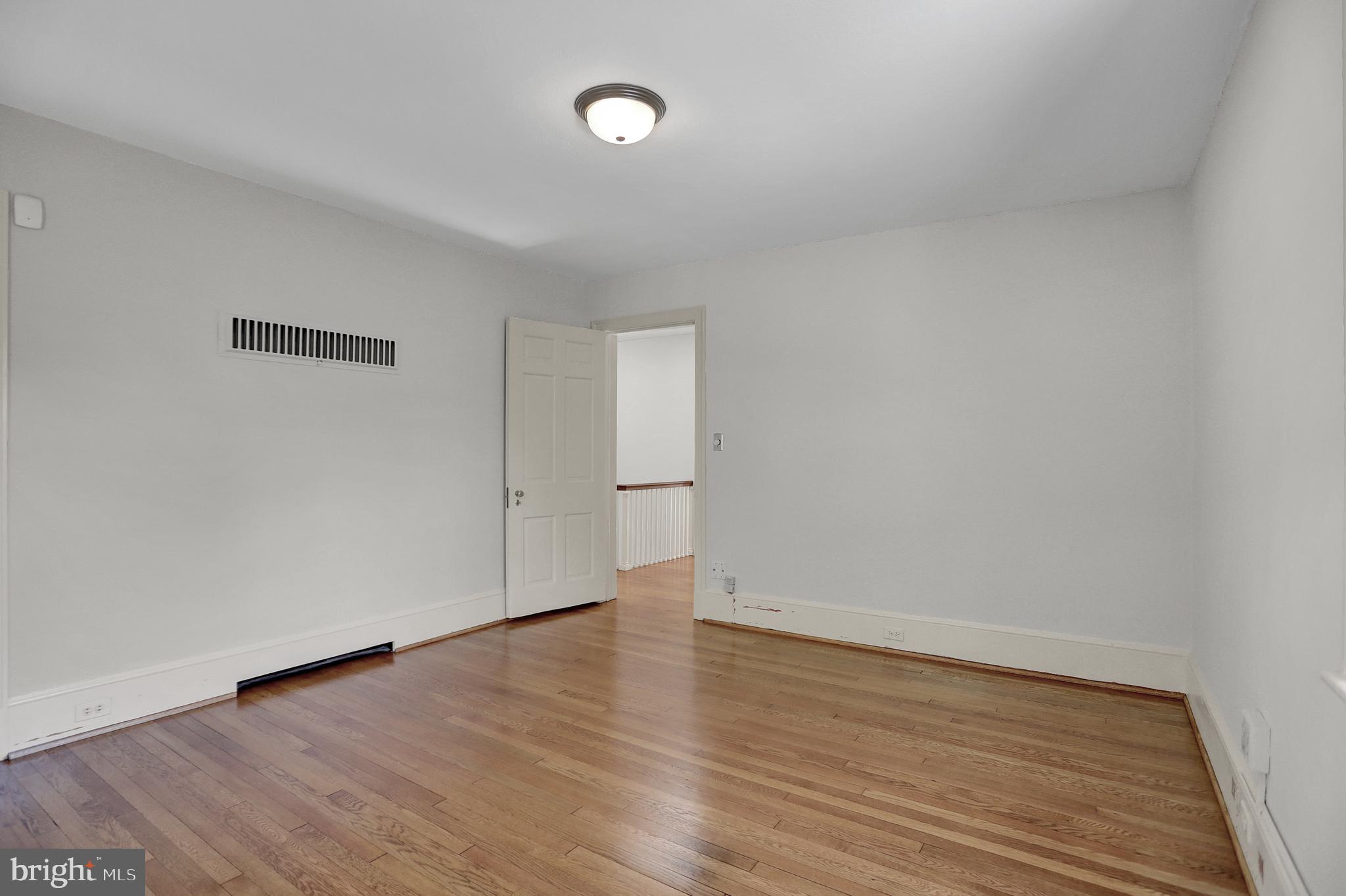 308 Tunbridge Road Baltimore, MD 21212 - Photo 33 of 54