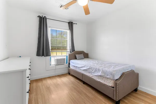 $1,500 | 114 Melton Street, Magnolia, TX 77354