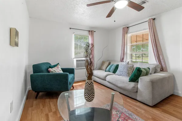 $1,500 | 114 Melton Street, Magnolia, TX 77354