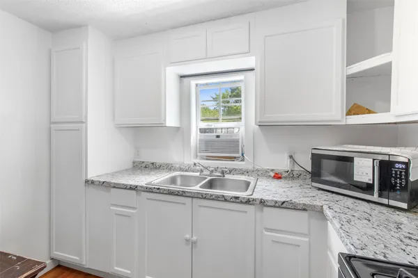 $1,500 | 114 Melton Street, Magnolia, TX 77354