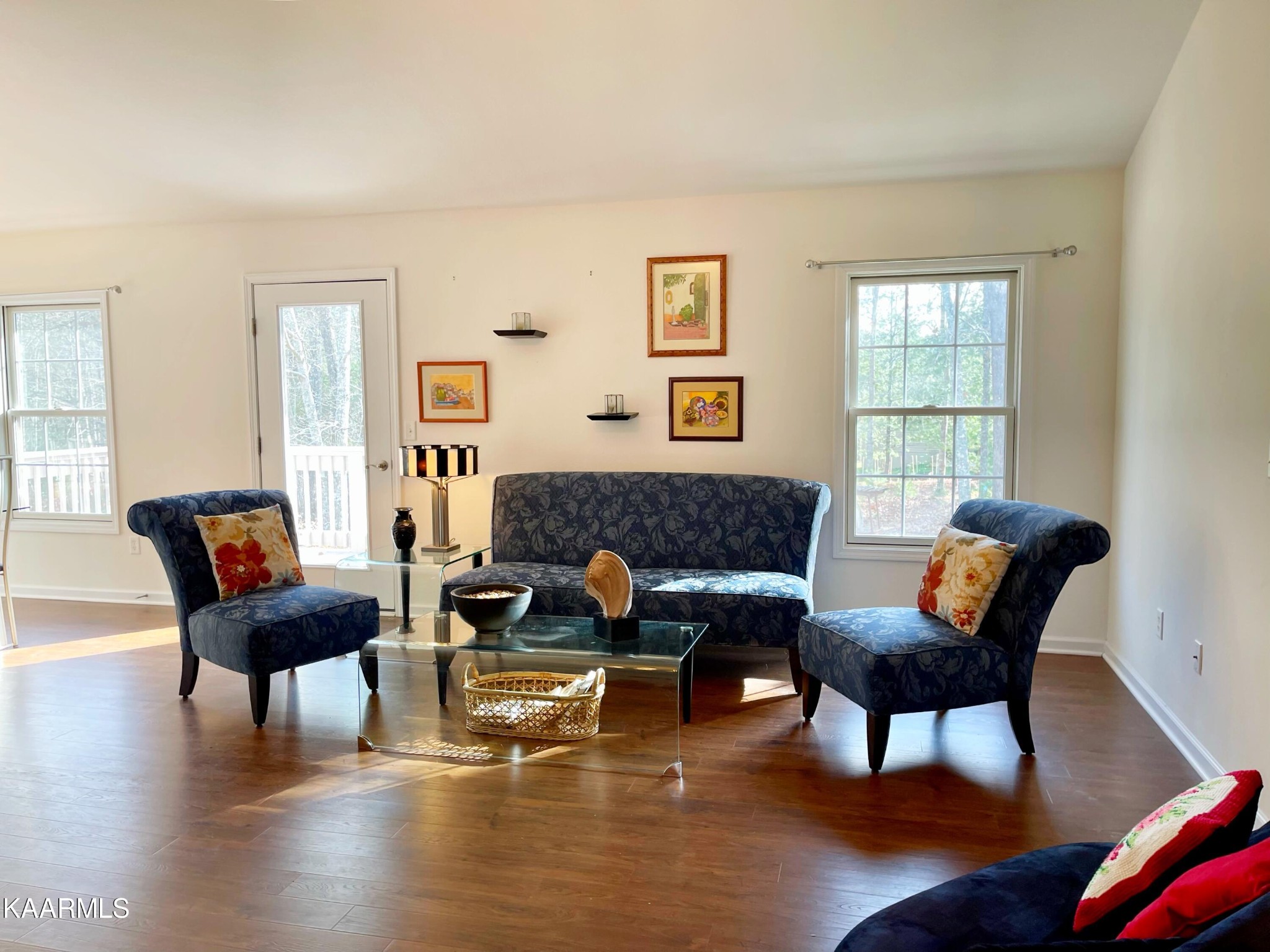 124 Windsor Road Crossville, TN 38558 - Photo 4 of 28 Gallery Image 4