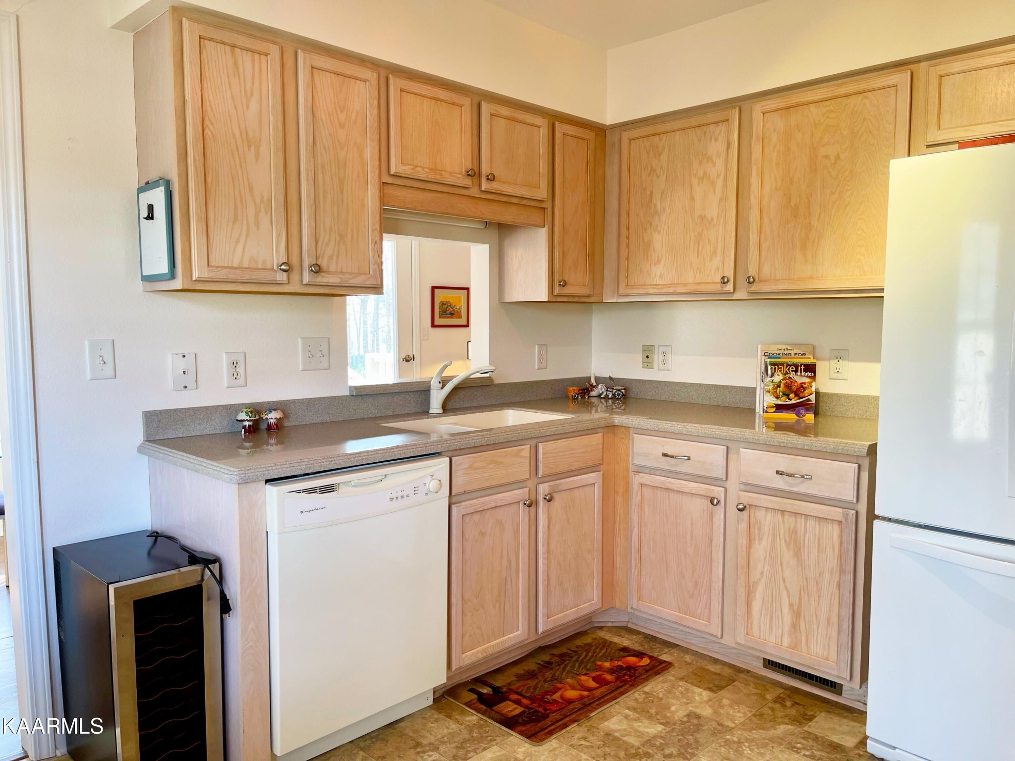 124 Windsor Road Crossville, TN 38558 - Photo 10 of 28 Gallery Image 10