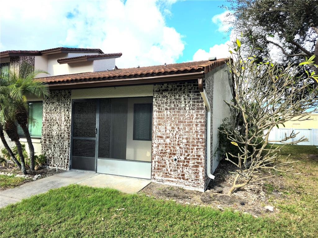 7360 Ulmerton Road, Unit 20F Largo, FL 33771 - Photo 2 of 36